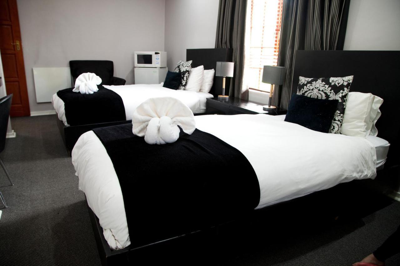 The Gables Middelburg Mpu Hotel Exterior photo